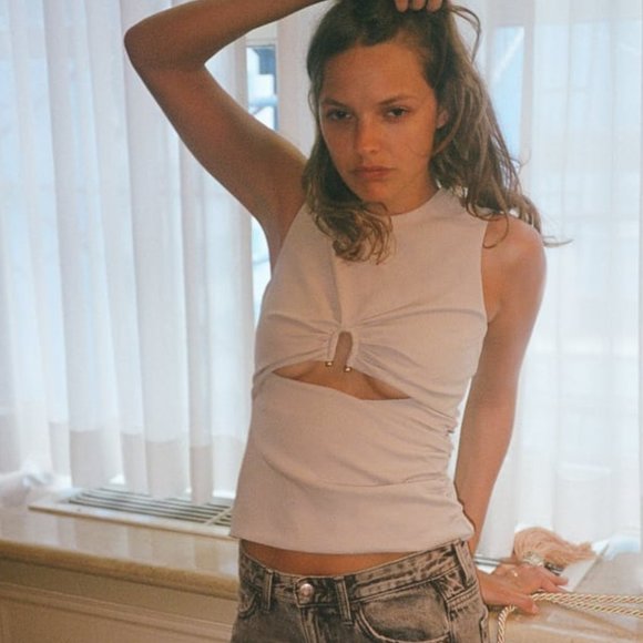 NWT CUT OUT ELASTIC BEIGE TOP - Picture 2 of 7